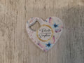 Apri bottiglia cuore con farfalle mis.8,5×8