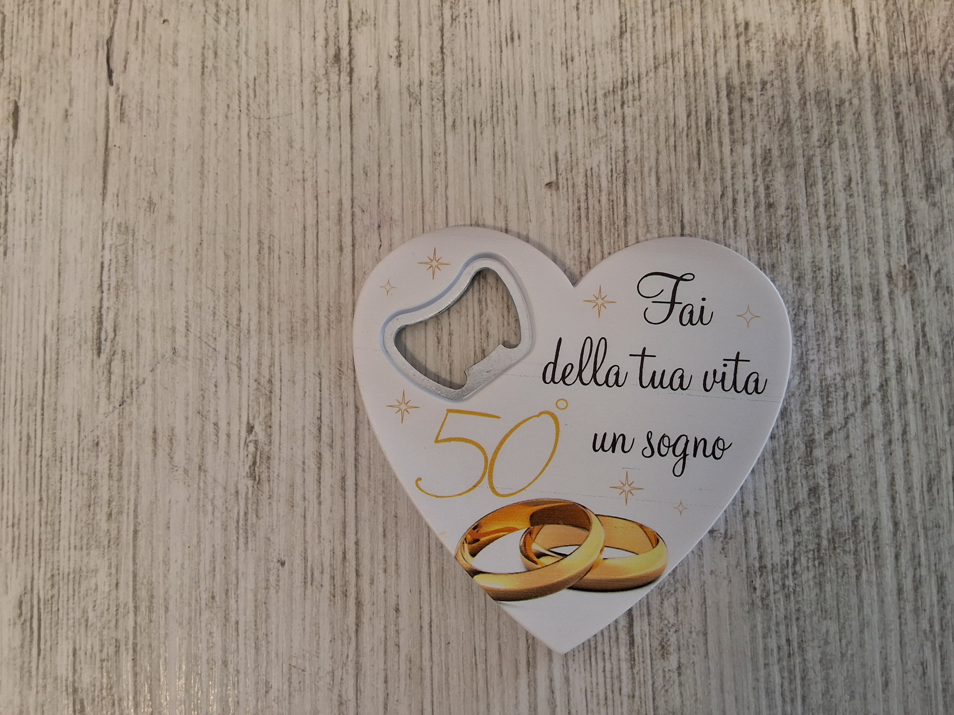 Apri bottiglia cuore "50 anniversario" mi.8,5×8