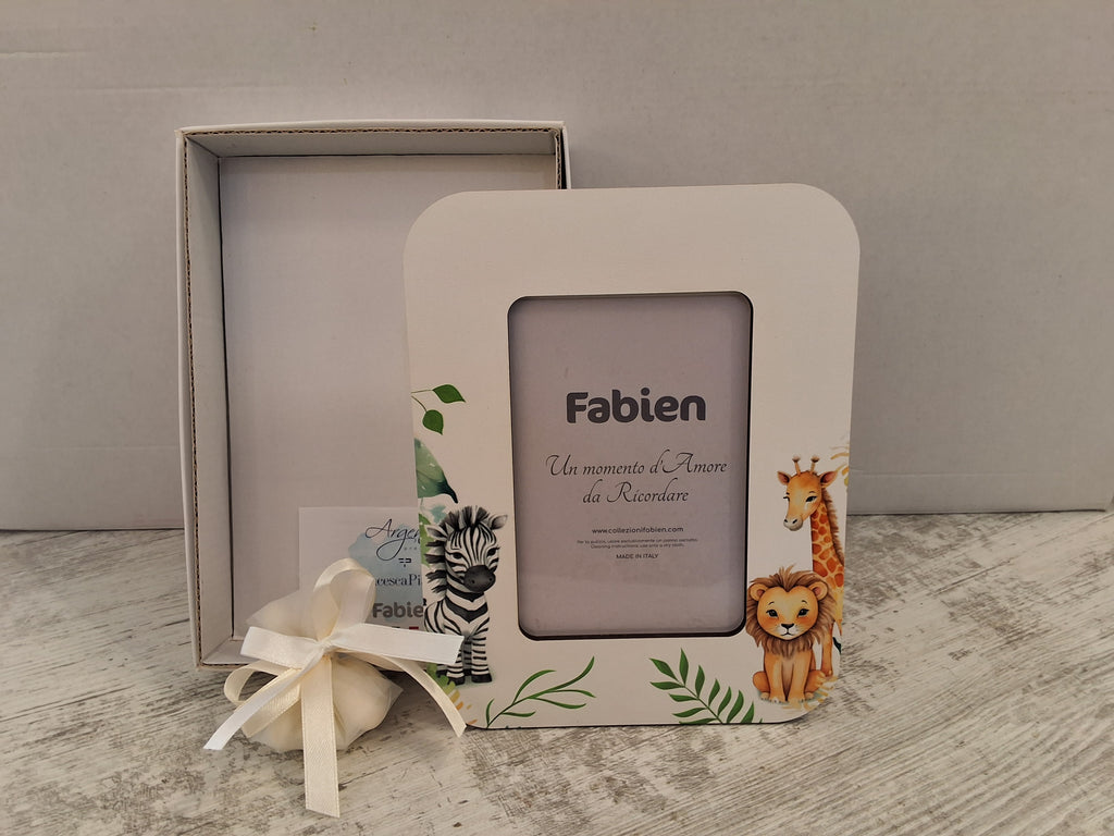 Portafoto Verticale in Legno Tema Safari "Fabien" - Completo di Scatola e Sacchetto Confetti