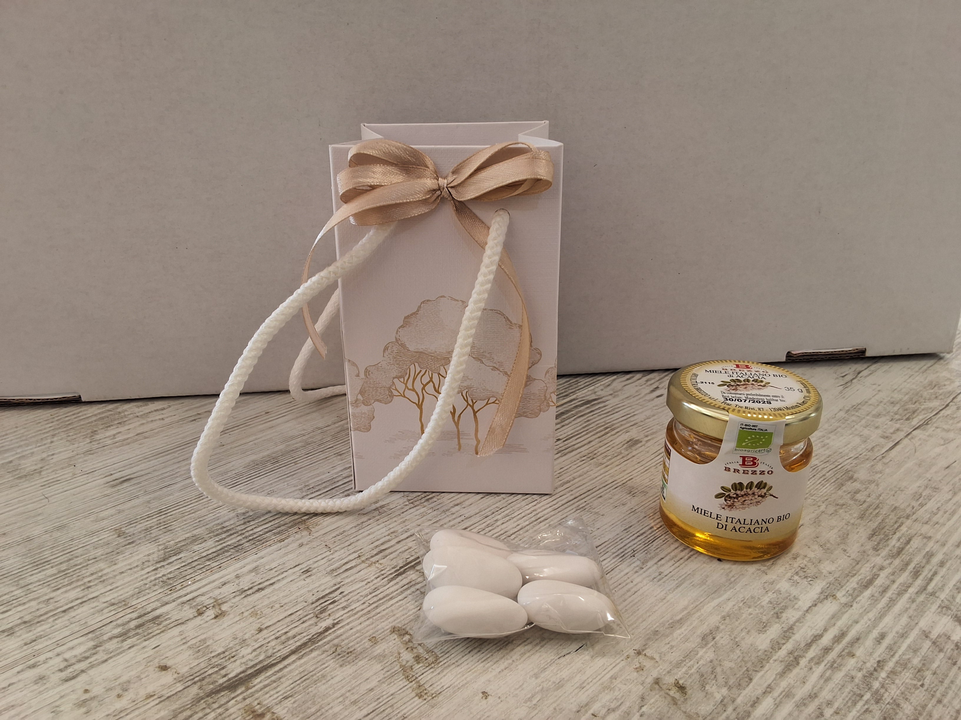 Bomboniera Miele Italiano BIO di gusti misti 35g con Shopper  e Confetti