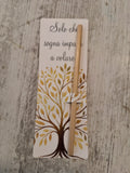 Segnalibro Segnaposto con Matita in Legno Albero della Vita - 7x19 cm (Min. 50 pezzi)