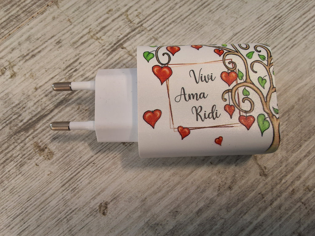 Caricatore USB Multiplo Albero della Vita 9x4,7 cm con 3 Porte – Bomboniera Confezionata con Scatola e Confetti