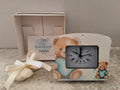 Orologio Sveglia da Tavolo in Legno Orsetto Azzurro "Fabien" - Completo di Scatola e Sacchetto Confetti