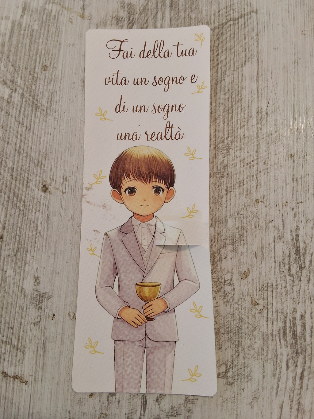 Segnalibro Segnaposto Prima Comunione Bimbo con Matita in Legno - 7x19 cm (Min. 50 pezzi)